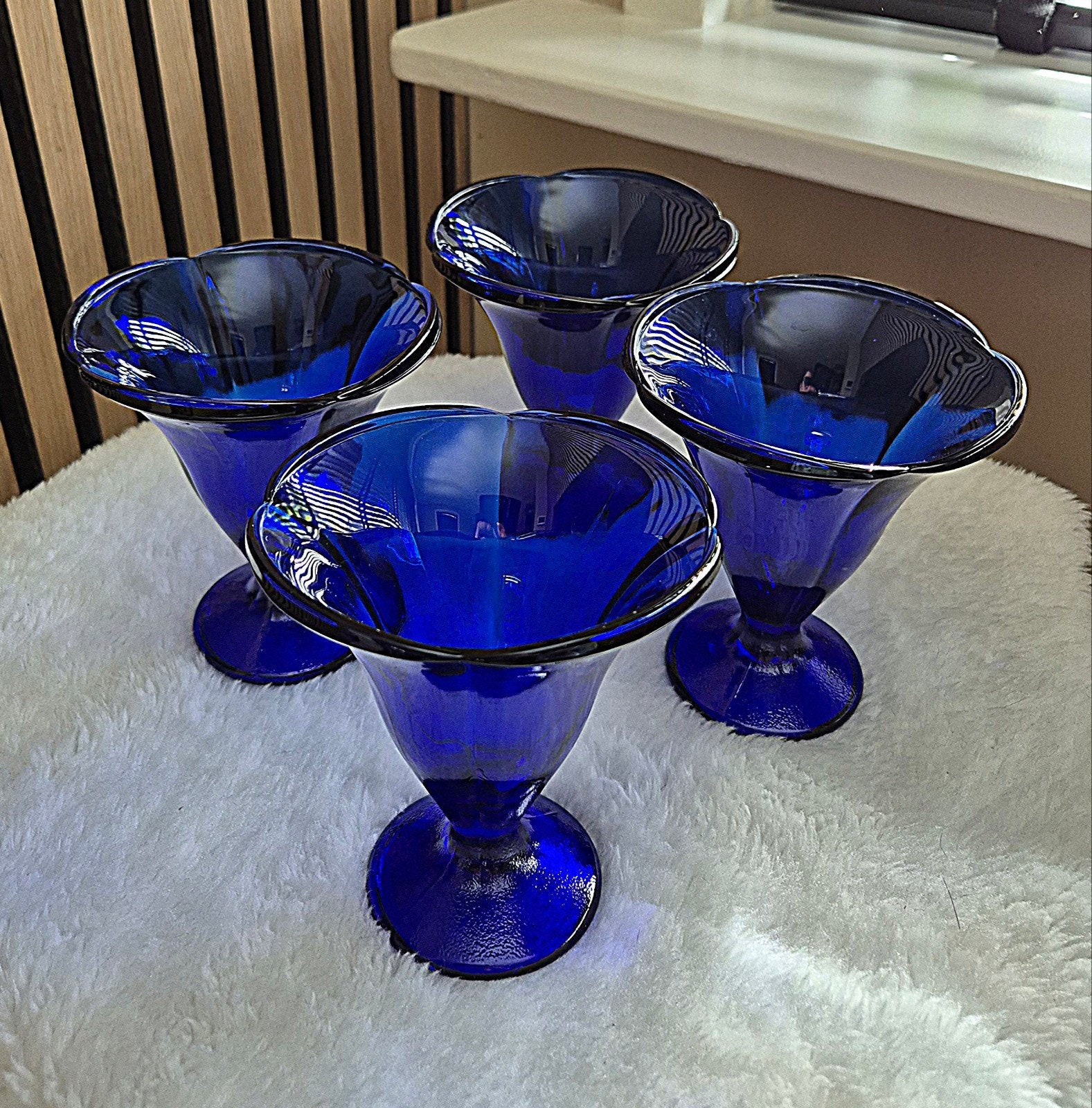 4 Vintage kobalt blauwe ijscoupes, Ophalen of Verzenden, Zo goed als nieuw, Porselein, Overige stijlen