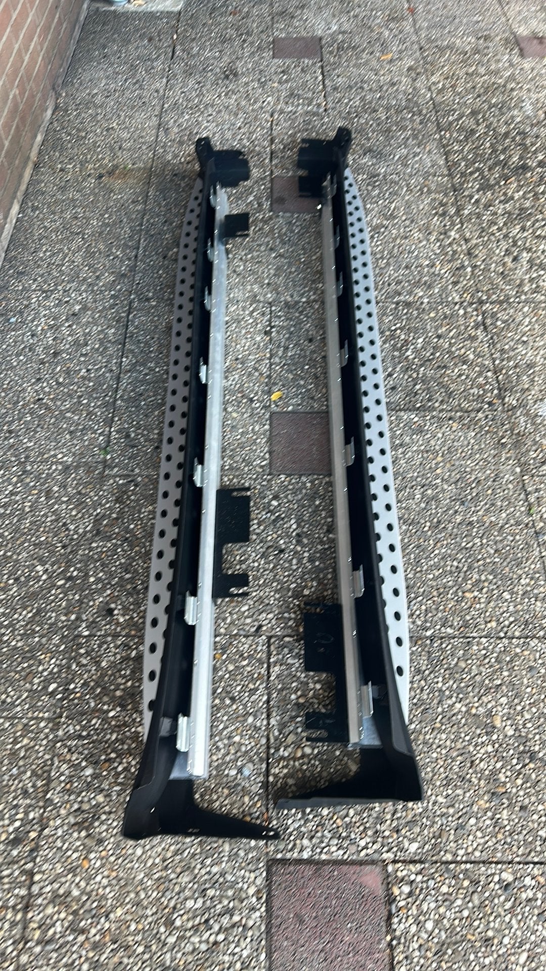 Treeplanken sidesteps Mercedes ML W164, Ophalen, Gebruikt