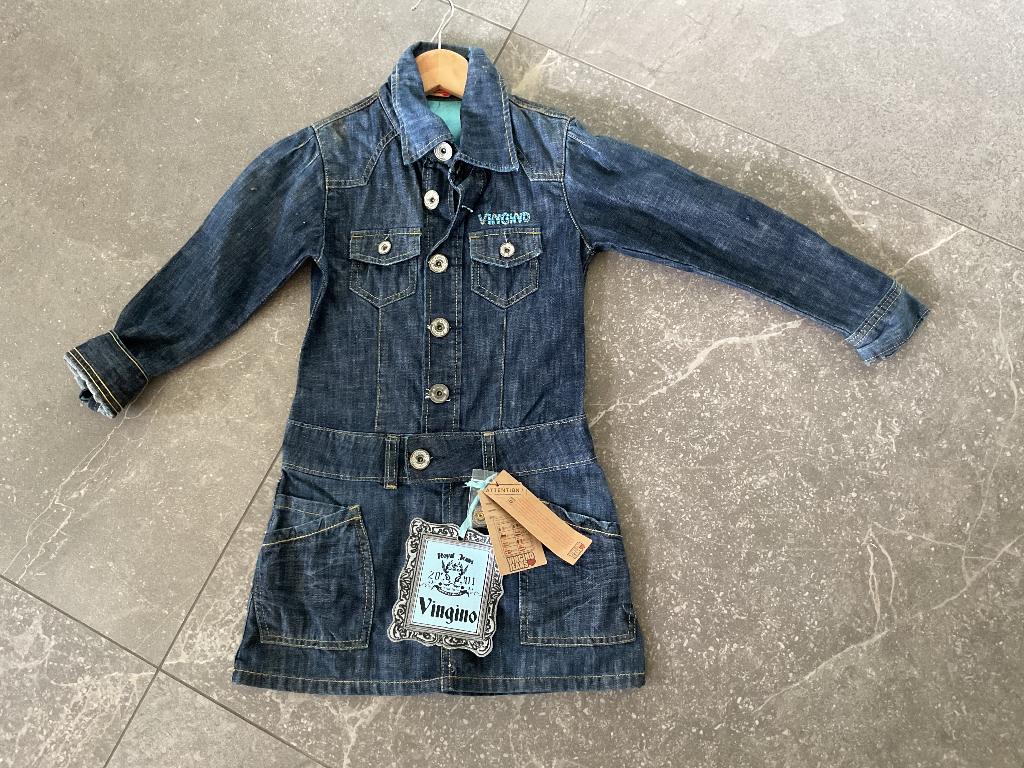 spijkerjurkje Vingino maat 7, Kinderen en Baby's, Kinderkleding | Maat 122, Meisje, Nieuw, Ophalen of Verzenden, Vingino