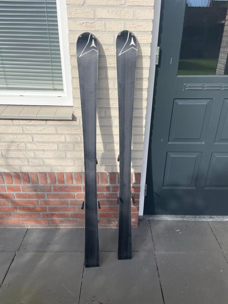 Atomic Dames Ski's 150cm met Bindingen, Ophalen, 140 tot 160 cm, Gebruikt, Carve