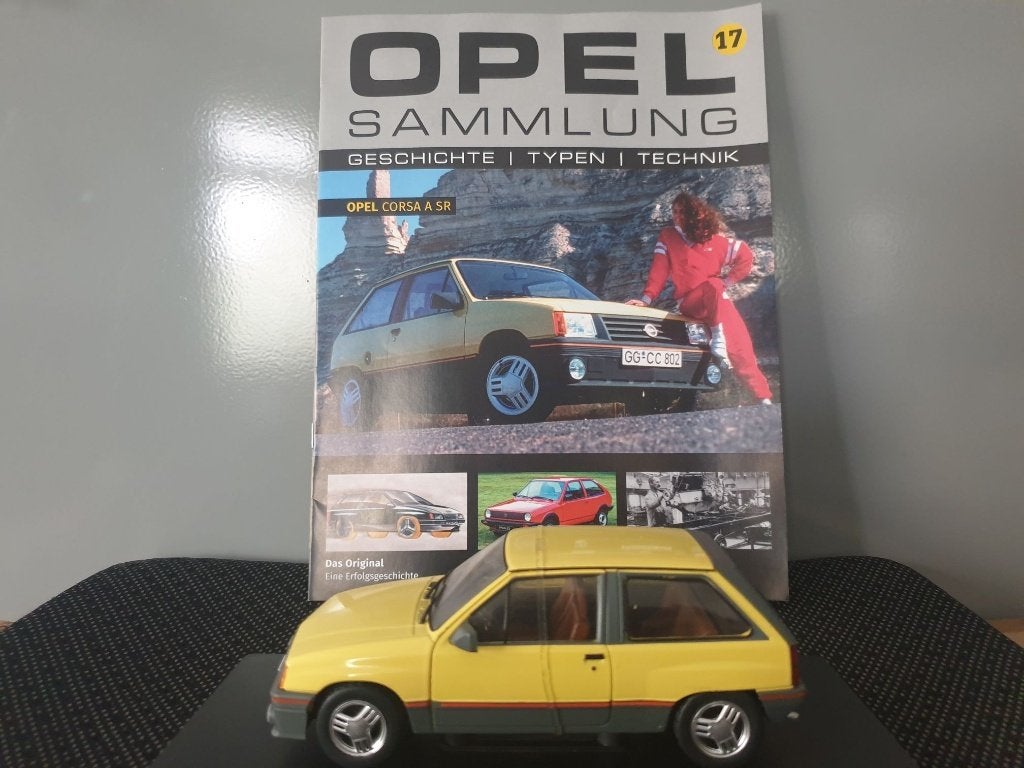Opel Corsa A SR 1:24 Hachette Opel Sammlung, Hobby en Vrije tijd, Modelauto's | 1:24, Ophalen of Verzenden, Nieuw, Auto, Overige merken