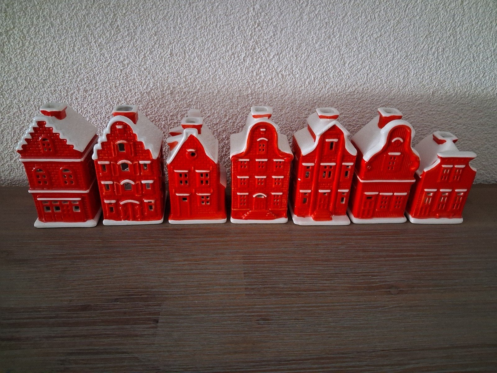 7 verschillende huisjes van de Postcodeloterij, Ophalen