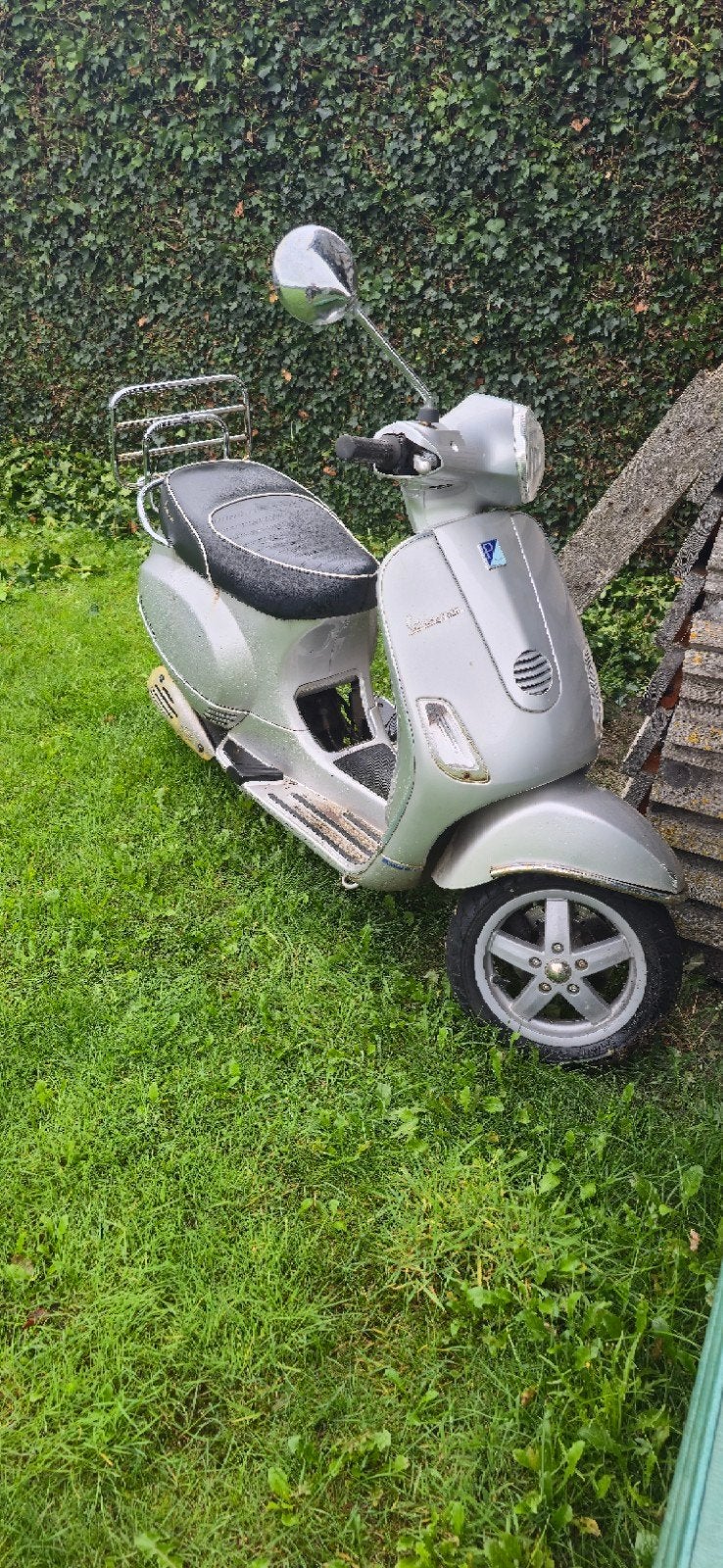 Vespa LX 50 2-takt snor opknapper, Fietsen en Brommers, Scooters | Vespa, Ophalen of Verzenden, Gebruikt, Benzine, Vespa LX