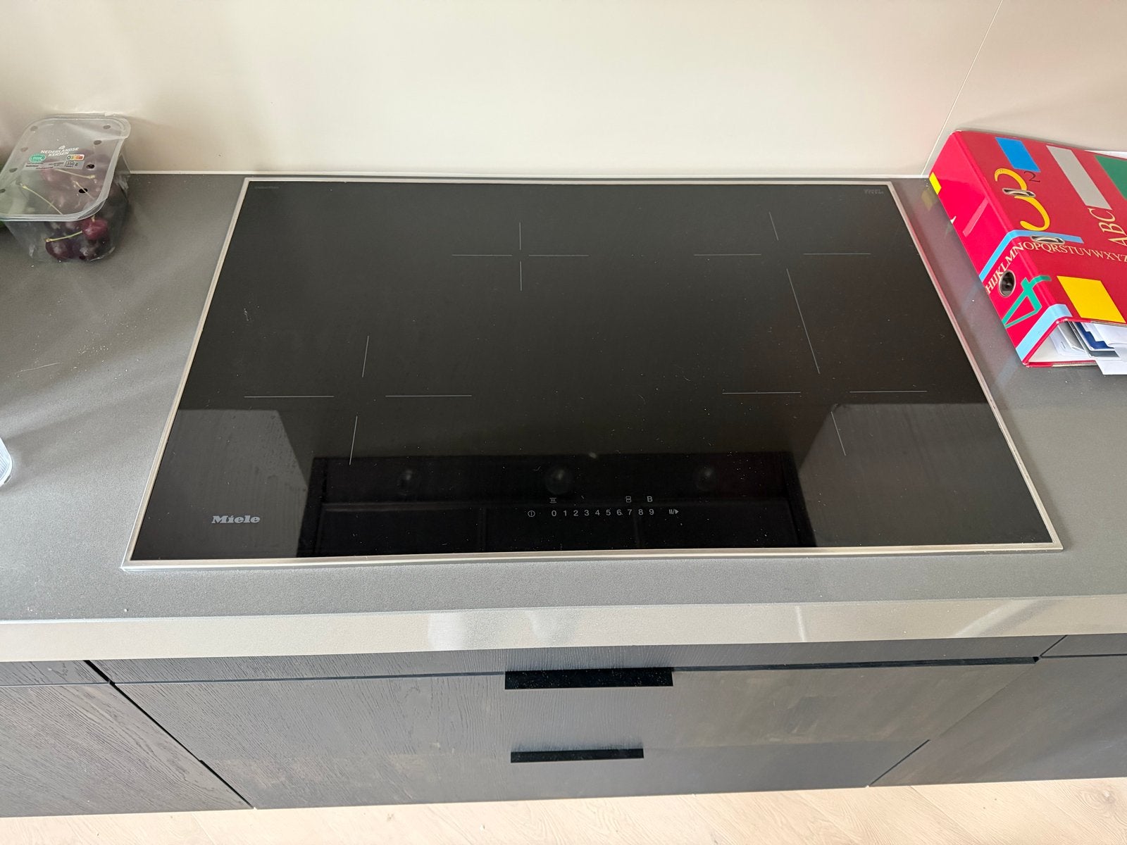 Miele KM 7373 FR Inductiekookplaat - 4 Kookzones, Witgoed en Apparatuur, Kookplaten, Zo goed als nieuw, Inbouw, Inductie, 4 kookzones