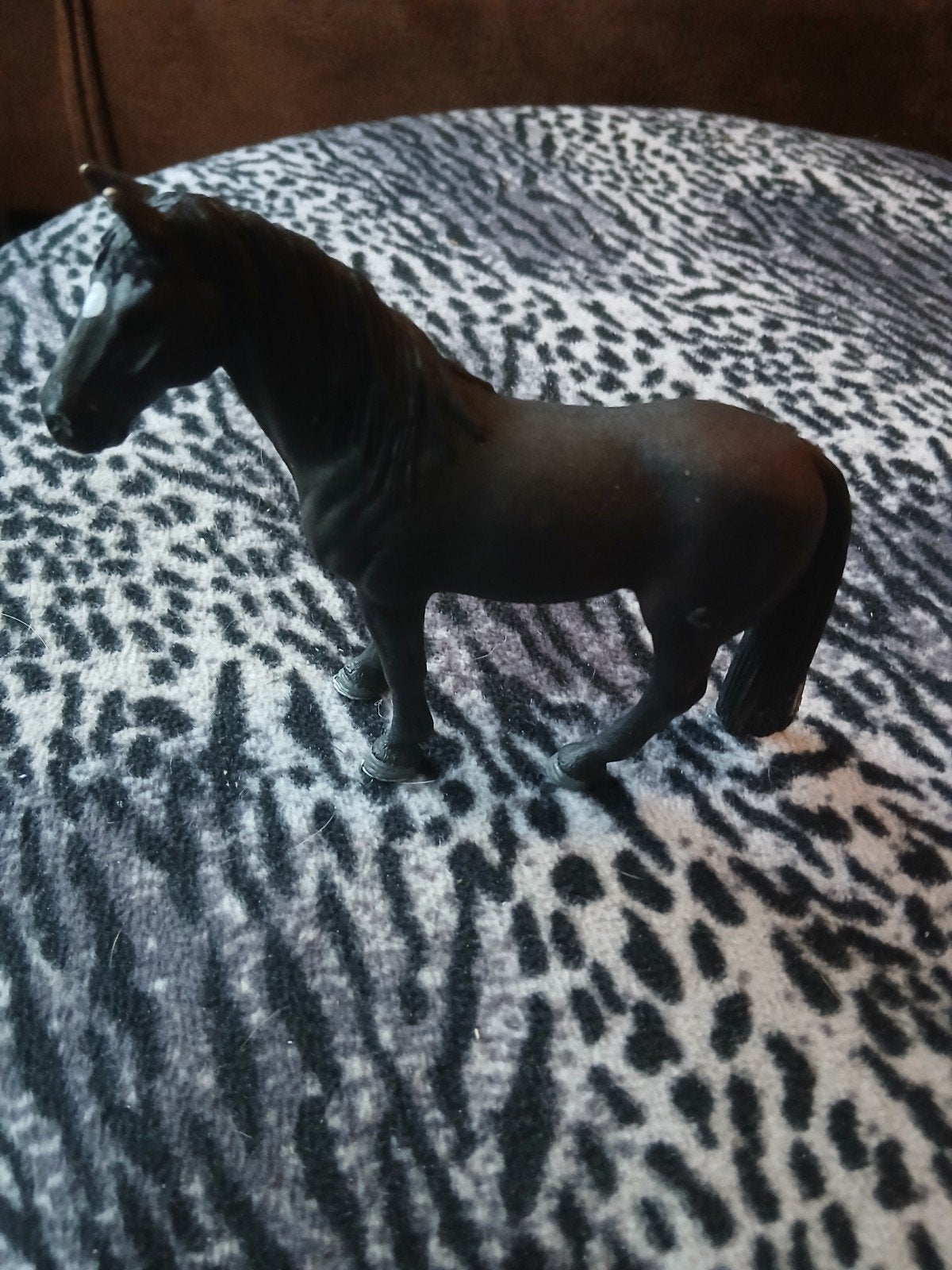 Schleich paard. Uria  van daphne draaft door, Ophalen of Verzenden, Zo goed als nieuw, Paard, Beeldje of Figuurtje