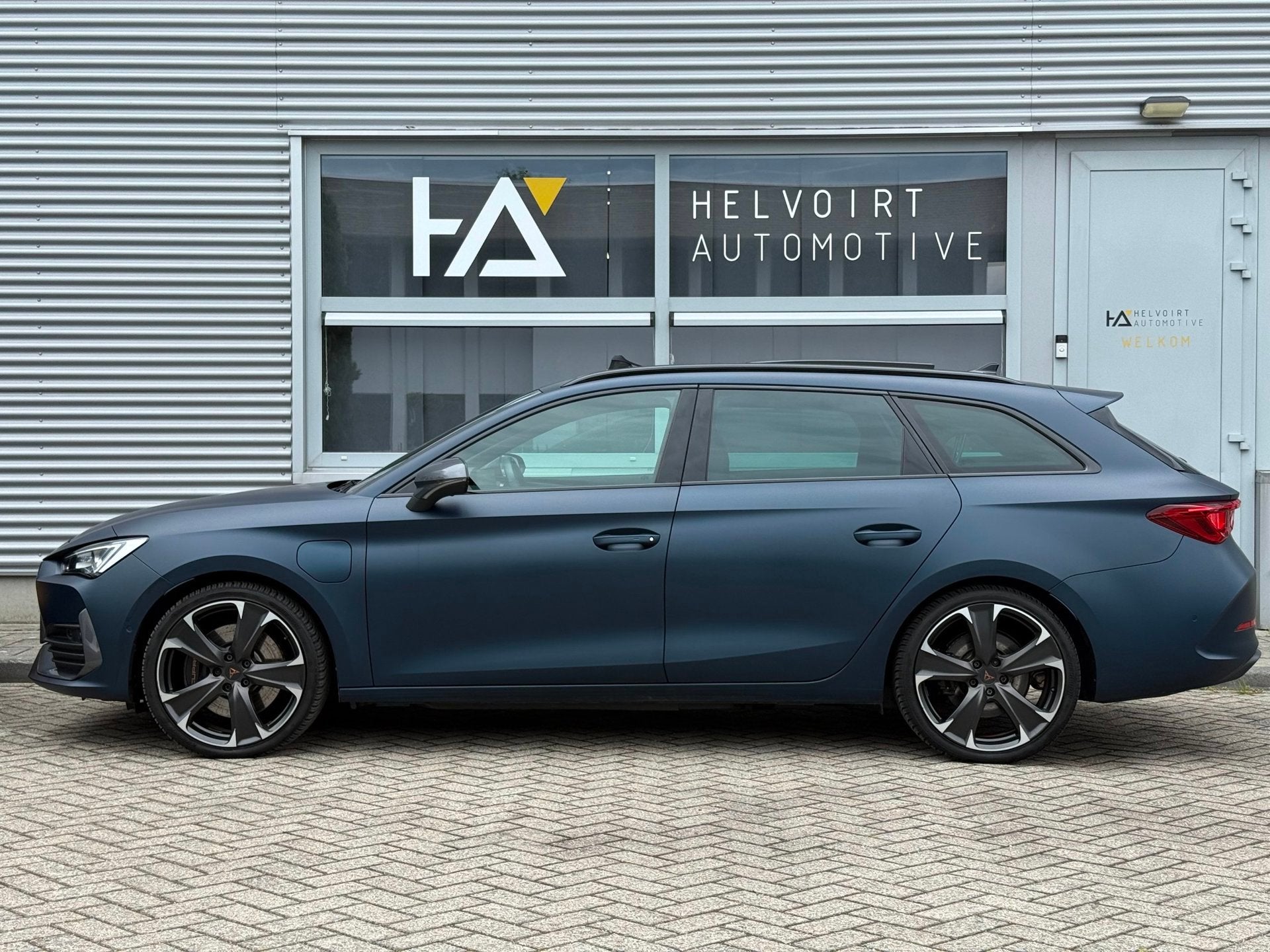 Cupra Leon Sportstourer 1.4 e-Hybrid VZ Perf.| PANO| MEMORY, 77 km/l, Gebruikt, Euro 6, 4 cilinders