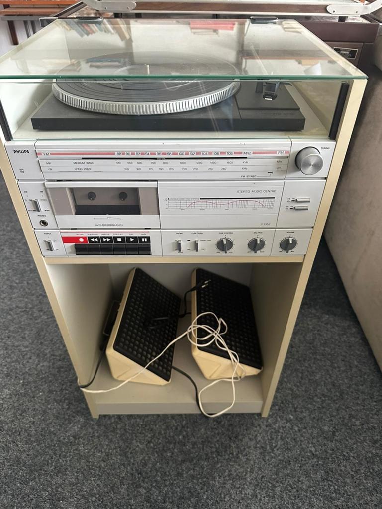 Philips F1353/90 Vintage Platenspeler Stereo Music Centre, Audio, Tv en Foto, Platenspelers, Ophalen of Verzenden, Niet werkend