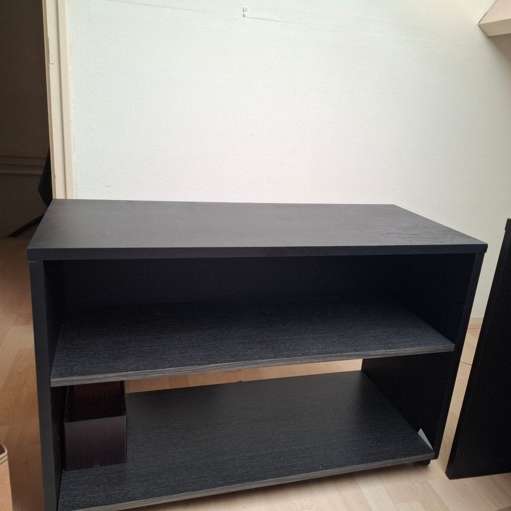 Zwart kastje op wieltjes - Gratis af te halen, Ophalen, Gebruikt