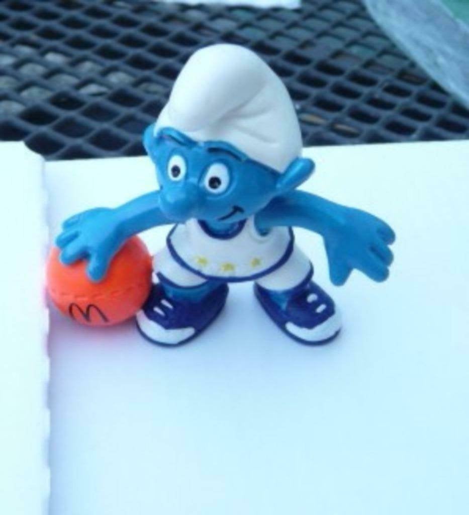 8 smurfen v Mac. Donald v 1998 sporten nieuwstaat, Verzenden, Zo goed als nieuw, Verschillende Smurfen, Poppetje, Figuurtje of Knuffel
