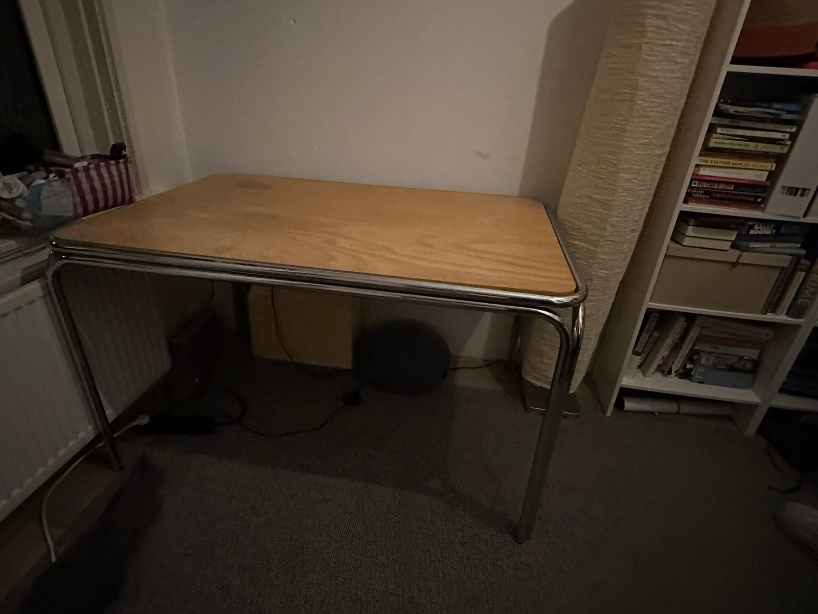 Tafel met chroom onderstel, Ophalen, Gebruikt, 100 tot 150 cm, 50 tot 100 cm