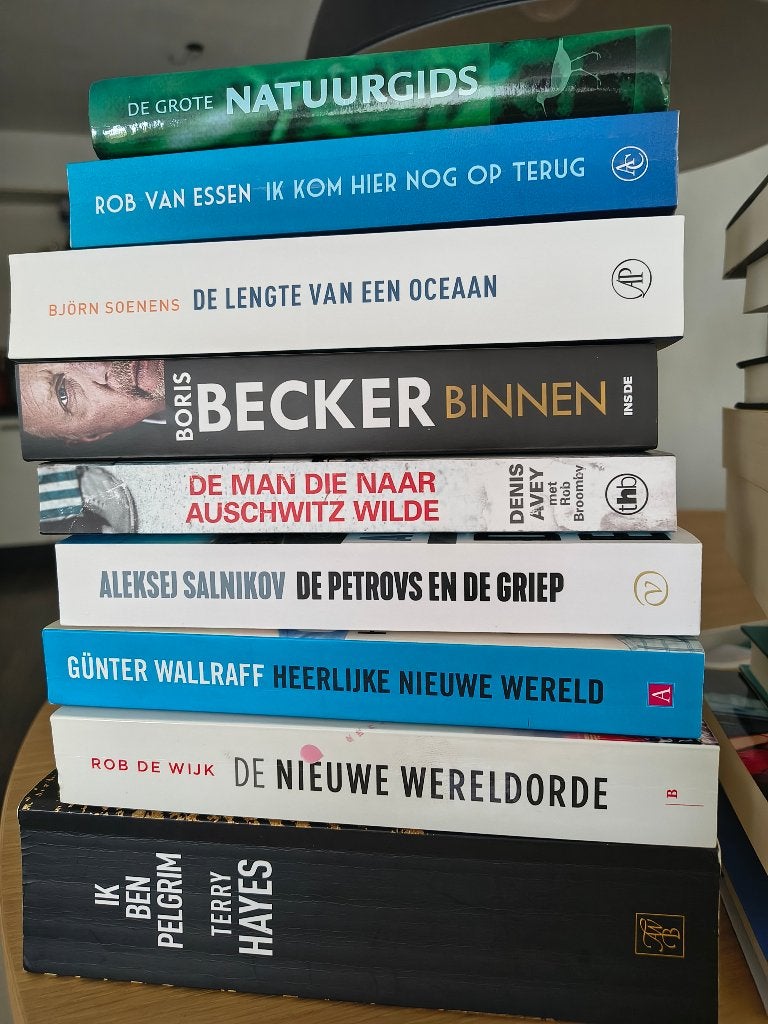 boeken stapel 9 stuks, Boeken, Ophalen of Verzenden, Zo goed als nieuw