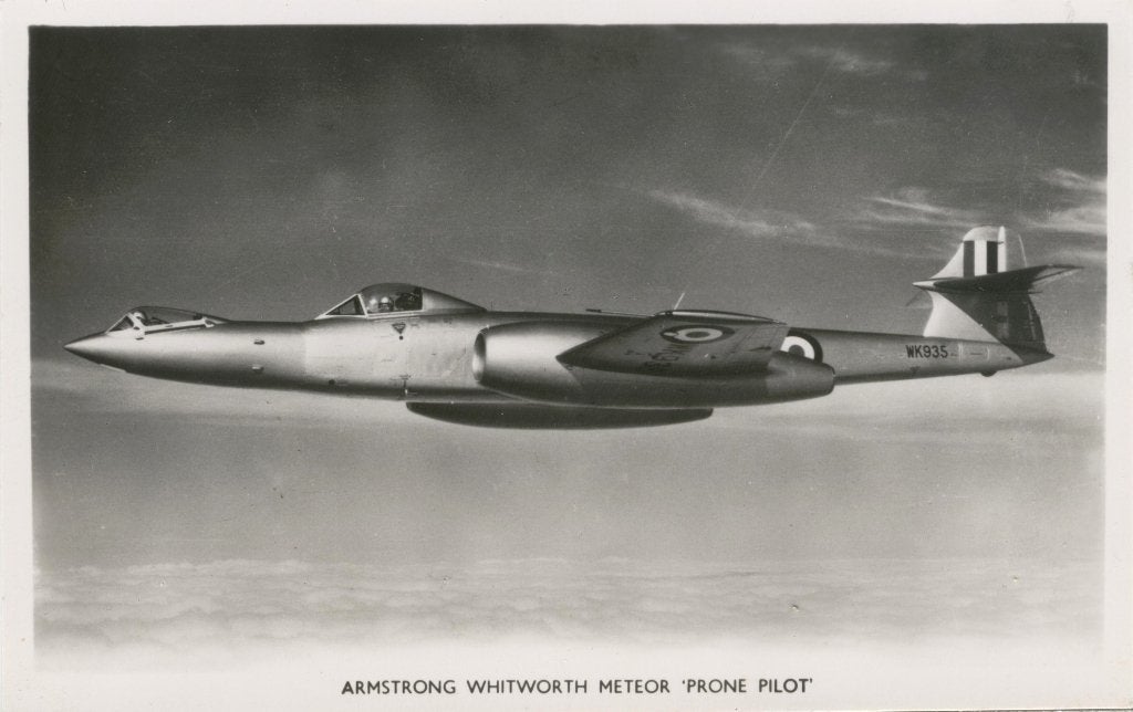 ARMSTRONG Whitworth Meteor Prone Pilot, Verzenden, Zo goed als nieuw, Kaart, Foto of Prent