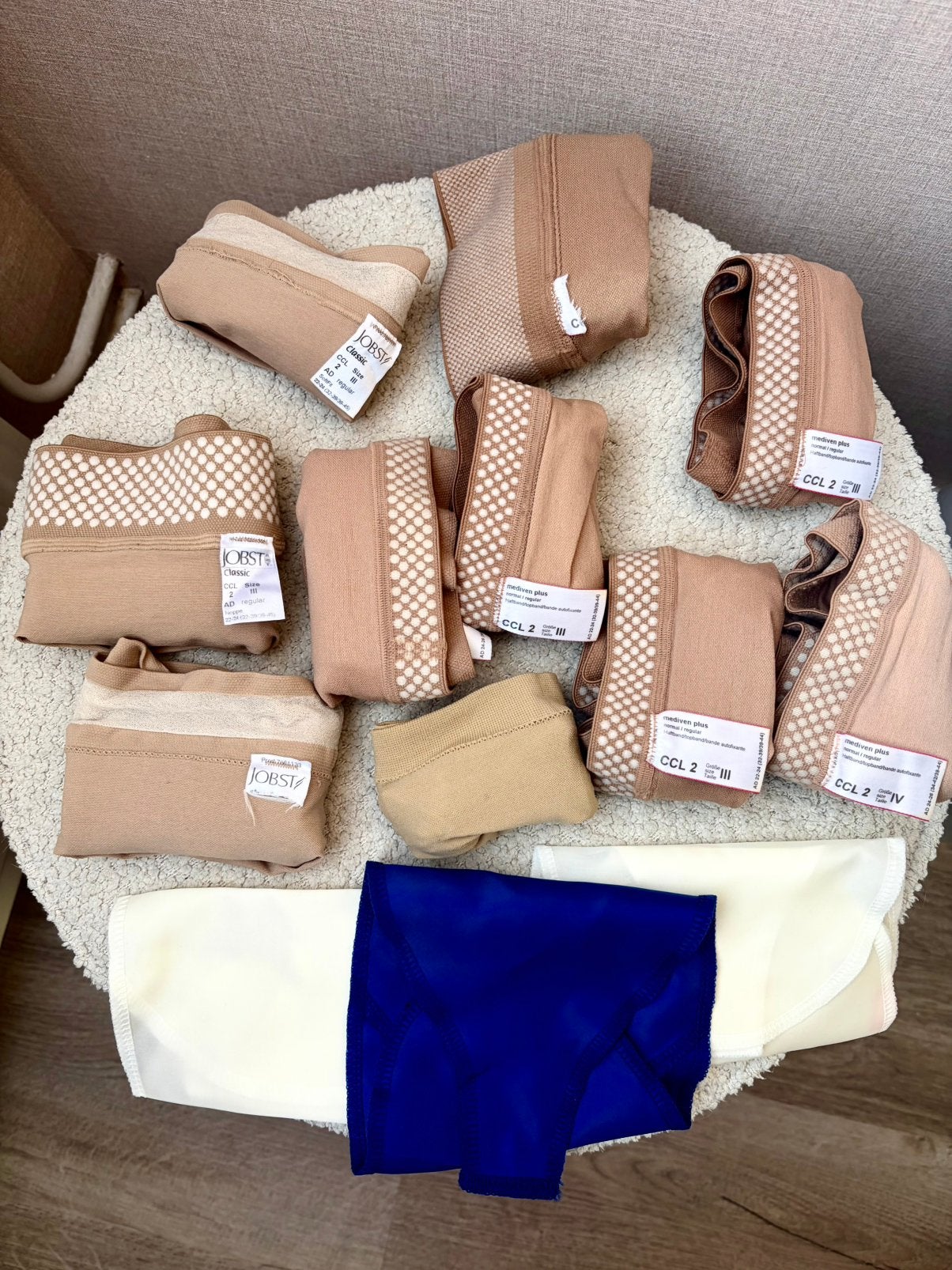 Set mediven plus 6 steunkousen CCL 2 | maat III & IV, Ophalen of Verzenden, Nieuw, Maat 39 t/m 42, Beige