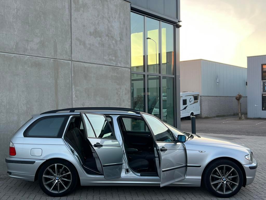 Grijze BMW 3-Serie 316i E46 Touring Benzine/NAP/APK/Airco!, Parkeersensor, 1250 kg, 4 cilinders, 1796 cc