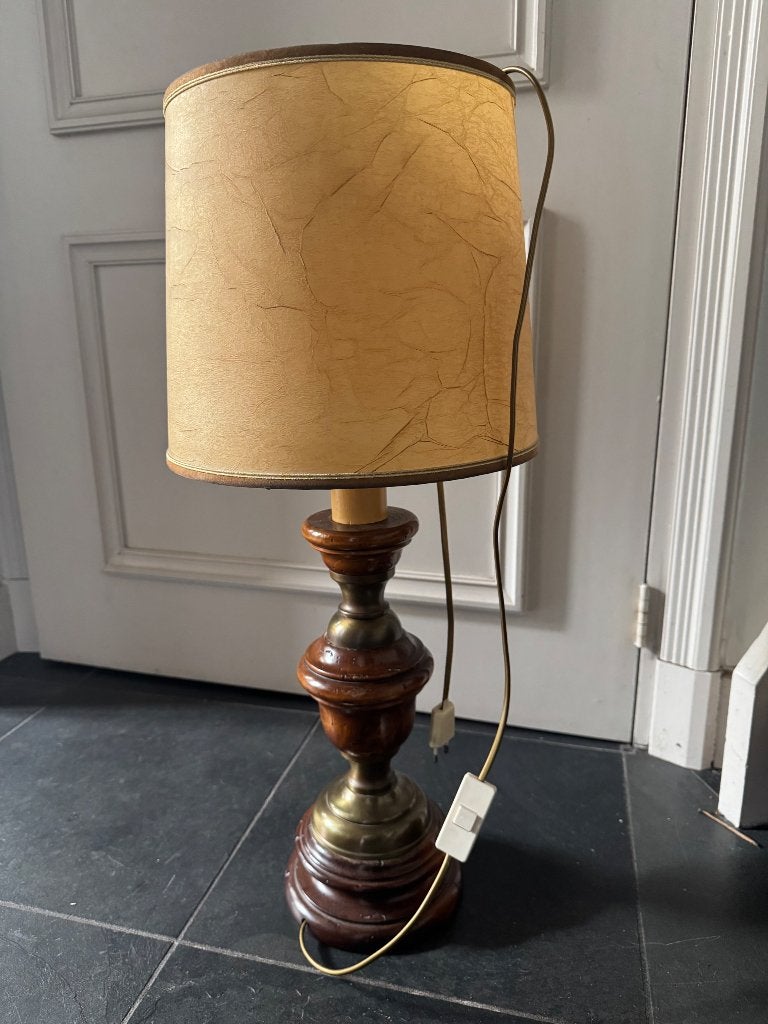 Lamp met kap, Ophalen of Verzenden, Zo goed als nieuw, Met kap, 70 cm