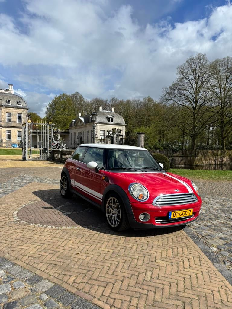 Mini 1.6 16V Cooper 2008 Rood, Auto's, Mini, 4 cilinders, 4 stoelen, 49 €/maand, Origineel Nederlands