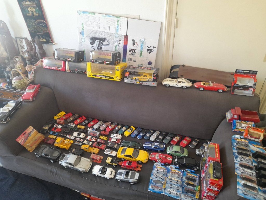 Modelauto's groot en klein, Overige merken, Auto, 1:32 tot 1:50, Ophalen of Verzenden