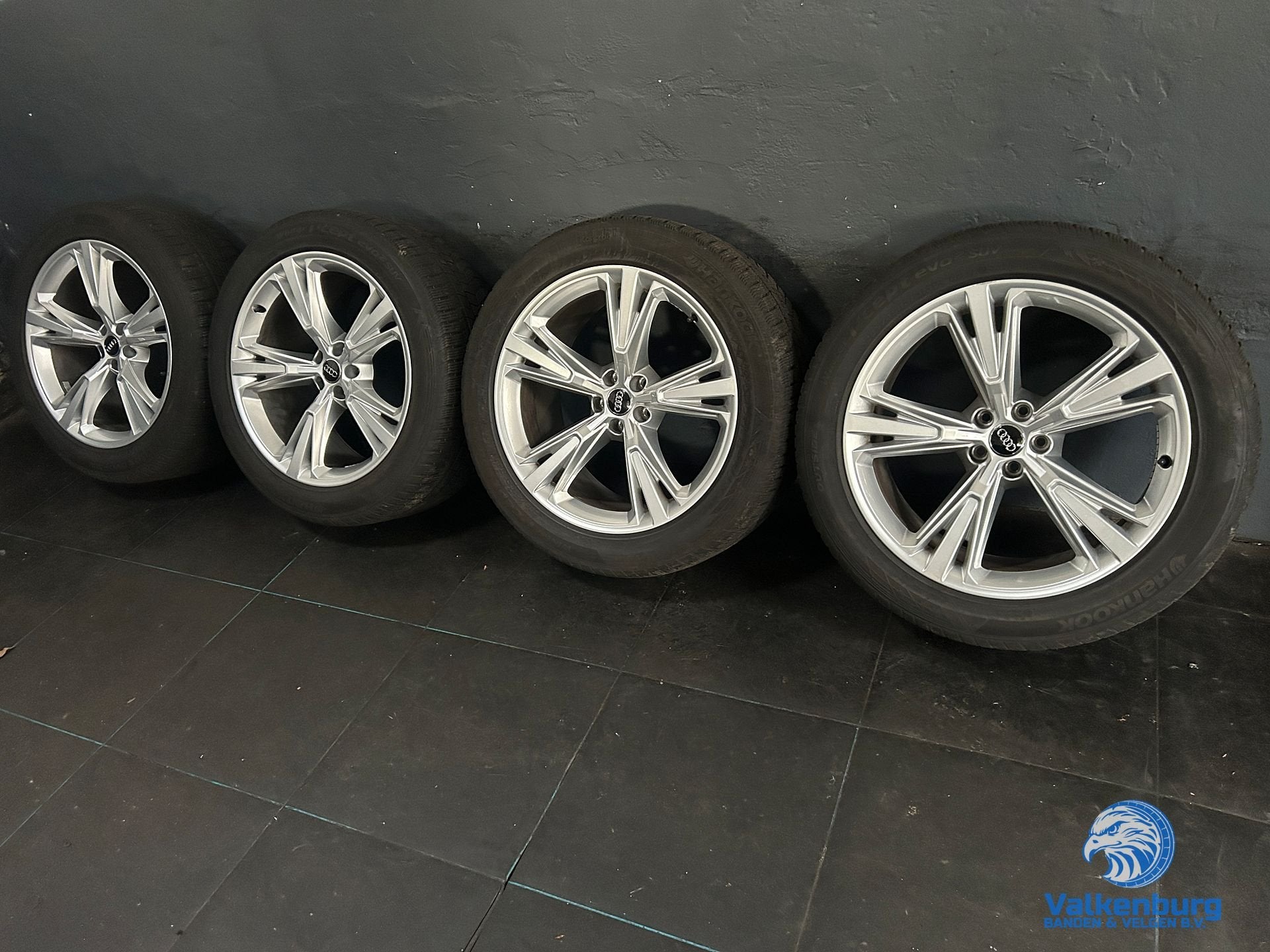 6mm! Originele Audi Q8 SQ8 4M8 21 inch velgen 5x112 winterba