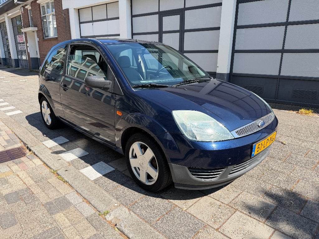 Ford Fiësta 1.25 16V 3DR 2003 - Nw apk 10/7/2027, Auto's, Voorwielaandrijving, 1242 cc, 4 cilinders, Origineel Nederlands