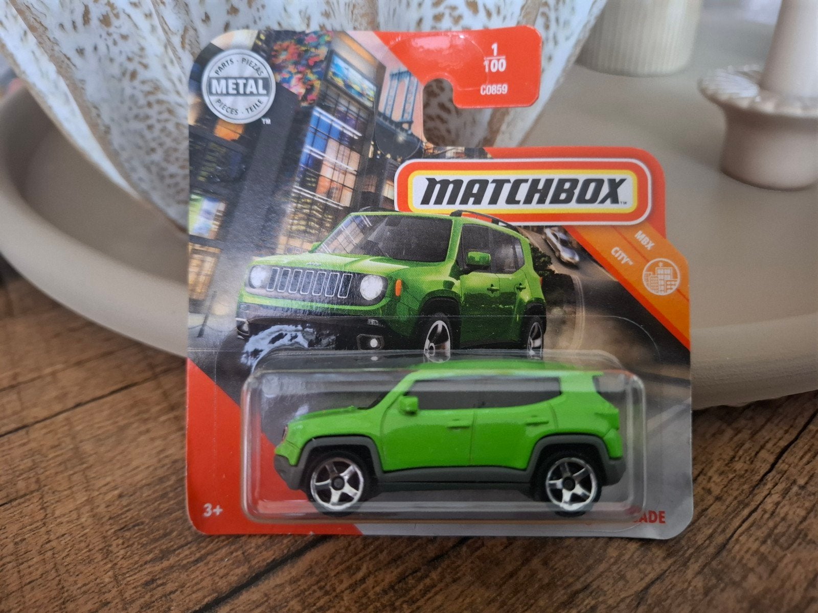 Matchbox Jeep Renegade - Groen (Nieuw in verpakking), Ophalen of Verzenden, Nieuw, Auto