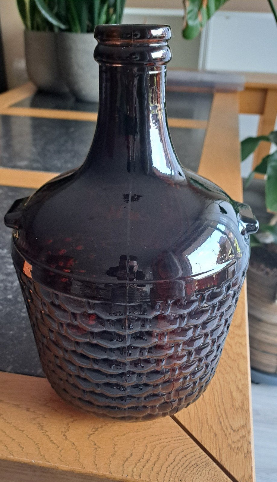 Bruine glazen vaas, Ophalen