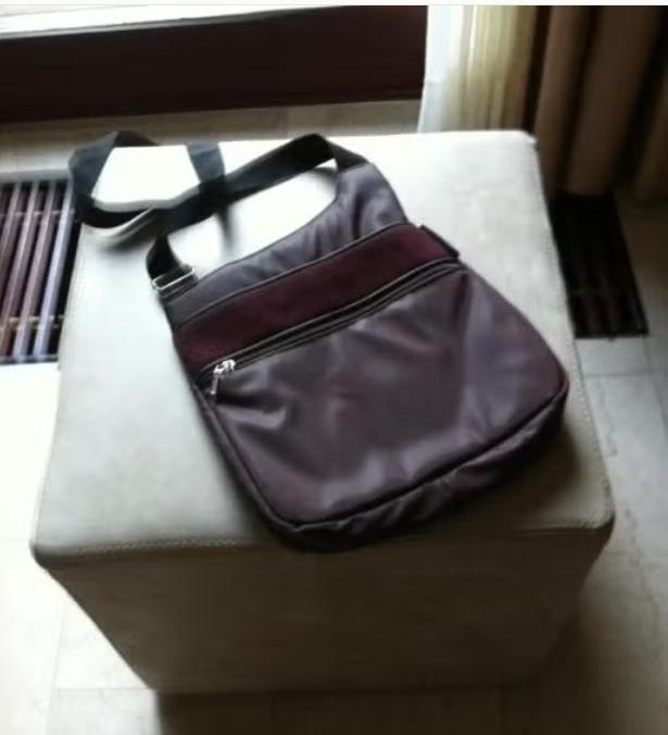 Dames schoudertas bordeau rood H35cm Br30cm, Ophalen of Verzenden, Zo goed als nieuw, Rood