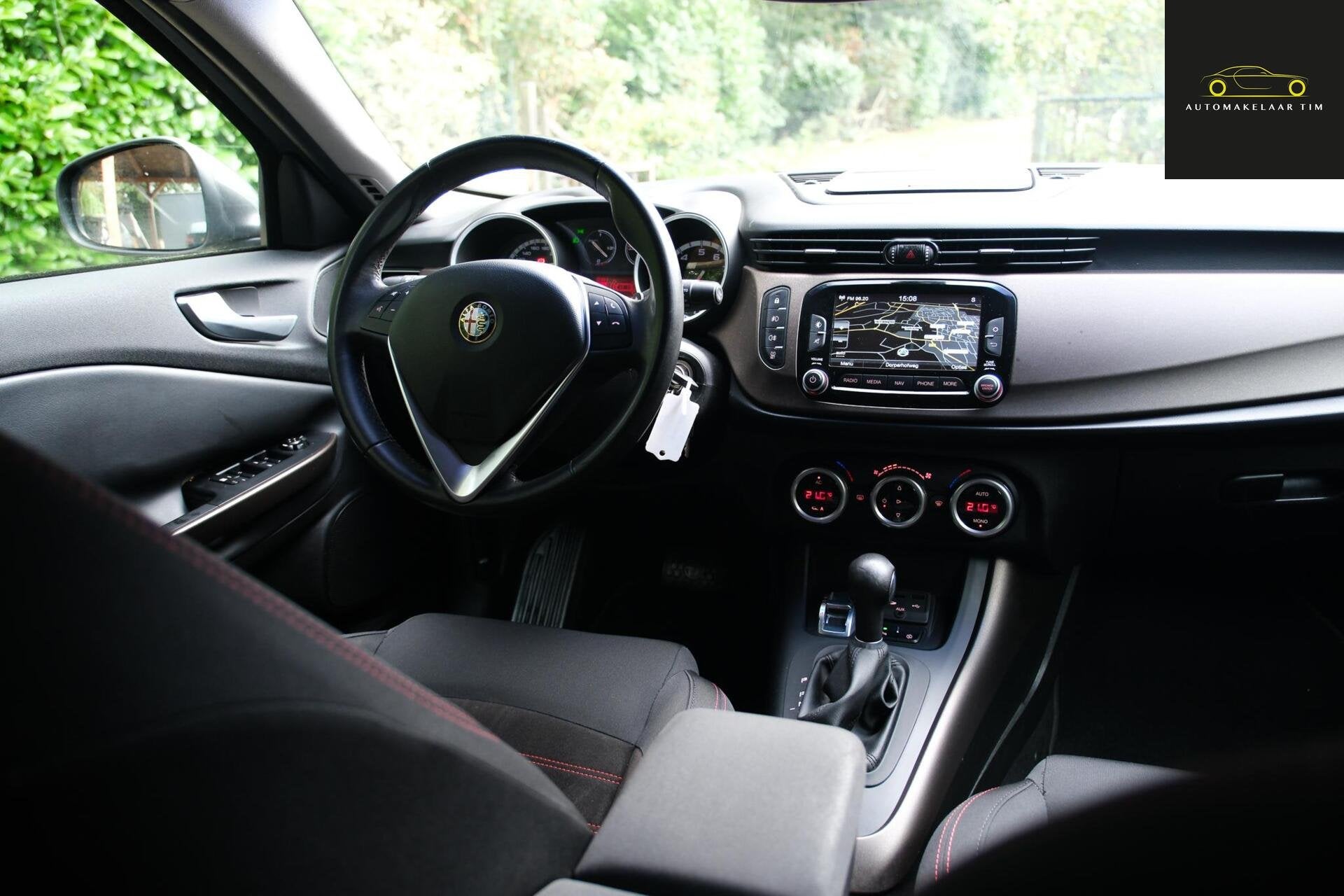 Alfa Romeo Giulietta 1.4 T Distinctive Lusso, Verwarmde buitenspiegels, Euro 6, 4 cilinders, Bedrijf