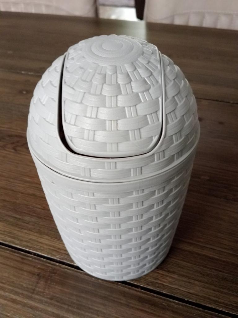 Lichtgewicht kleine prullenbak - ideaal voor caravan, Kunststof, Nieuw, Ophalen of Verzenden, Minder dan 10 liter