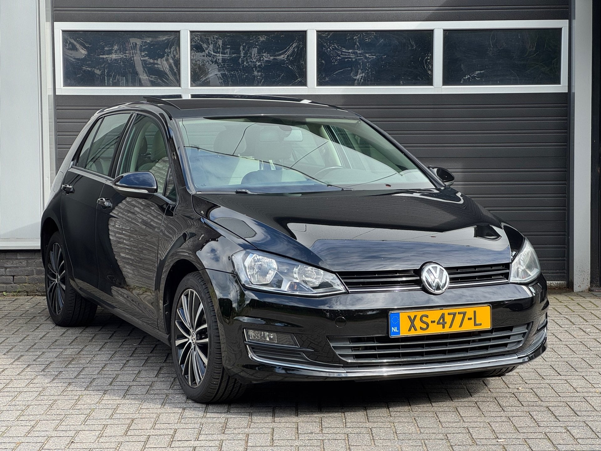 Volkswagen GOLF 1.8 T DSG, Pano, Stoelverwarming, Cruise, Cl, Euro 6, Zwart, Leder, Golf