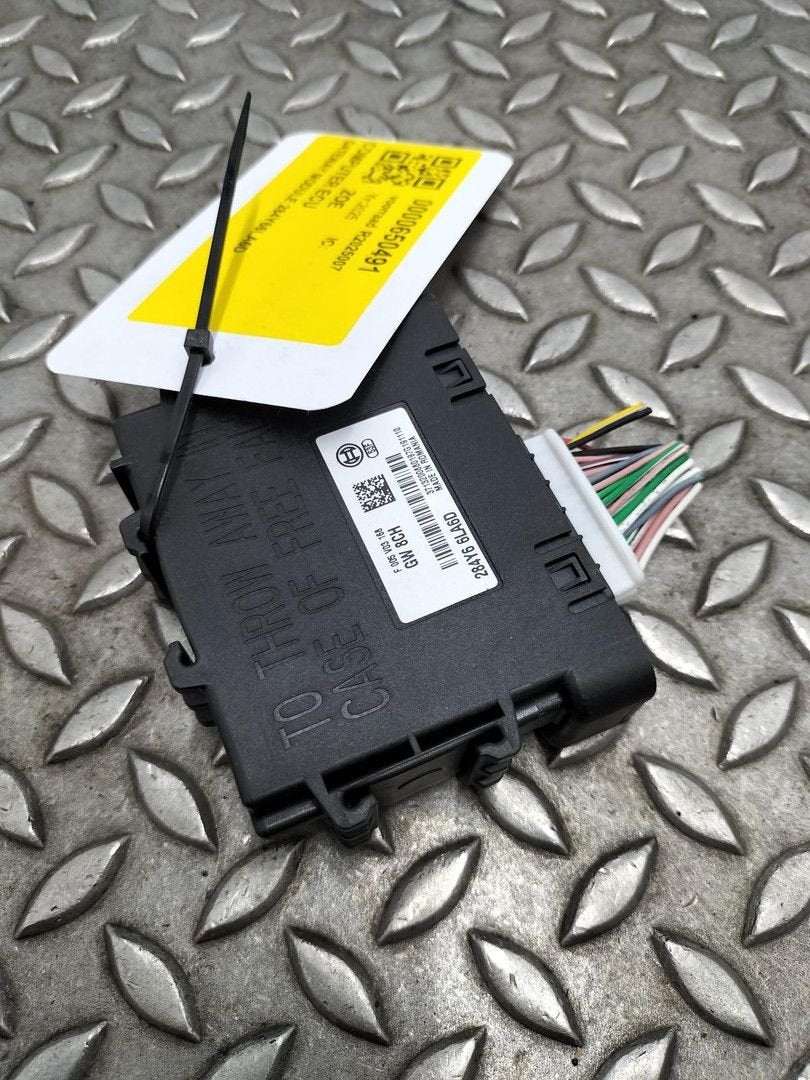 RENAULT ZOE X10  COMPUTER ECU 284Y66LA6D 2025, Ophalen of Verzenden, Gebruikt, Stiba lid