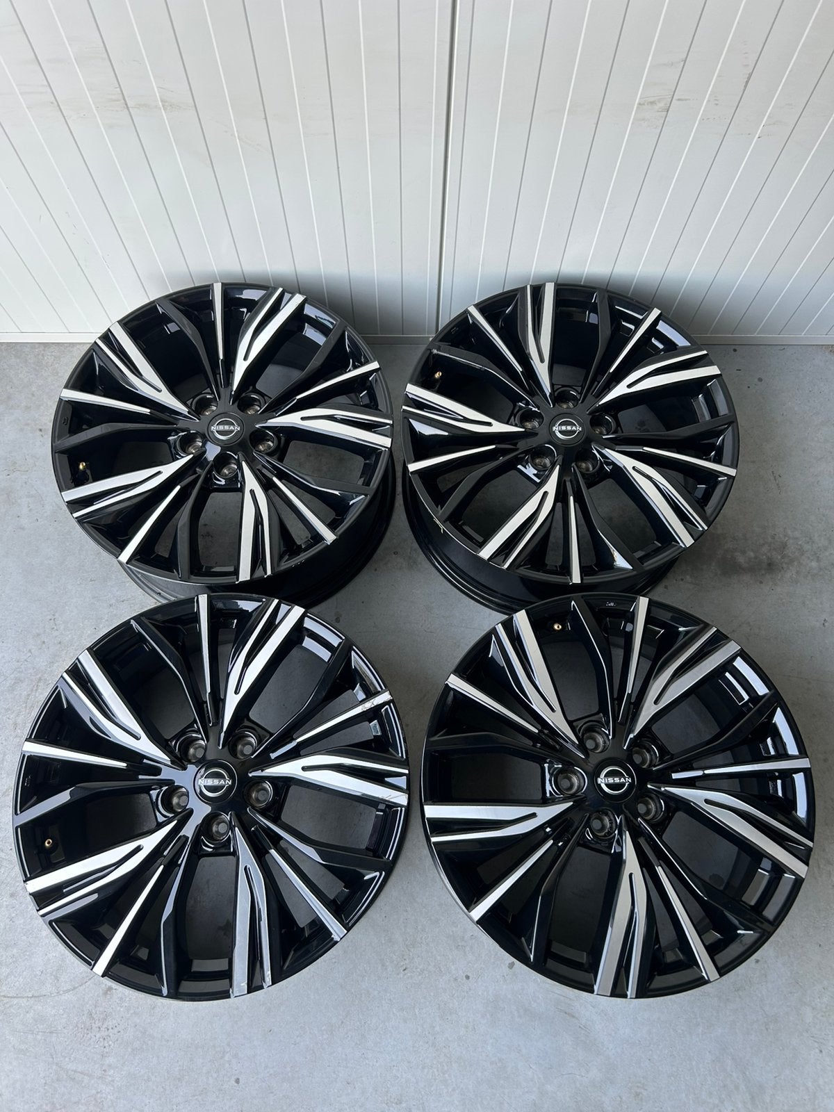 Originele Nissan Akari Juke Qashqai 5x114,3 19 Inch, Auto-onderdelen, Ophalen of Verzenden, 19 inch, Personenwagen, Banden en Velgen