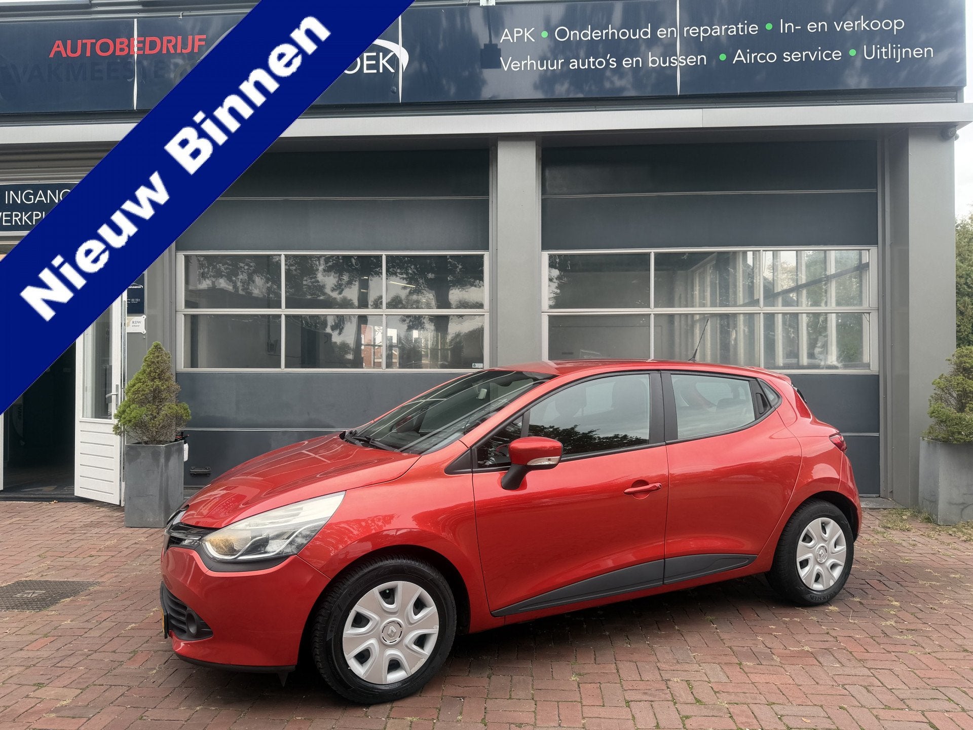 Renault Clio 0.9 TCe Expression Bj 2013 Dealer onderhouden 9, Voorwielaandrijving, Stof, Zwart, 540 kg