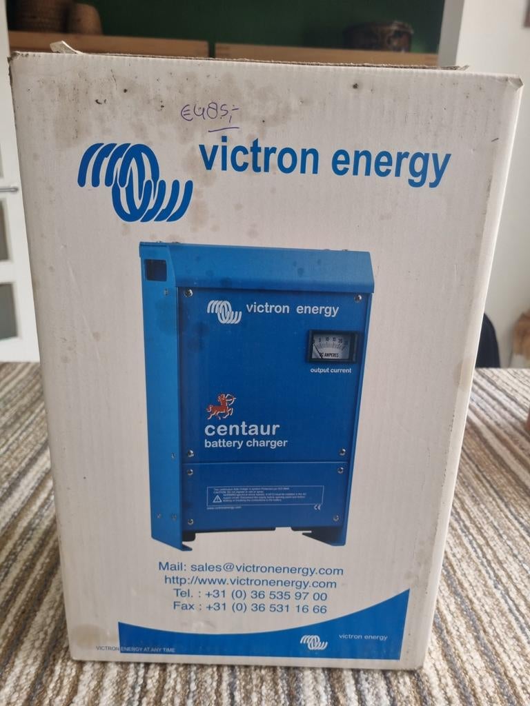 Victron Centaur acculader 12/30 (3) – nieuw in doos – vaste, Watersport en Boten, Accessoires en Onderhoud, Ophalen of Verzenden
