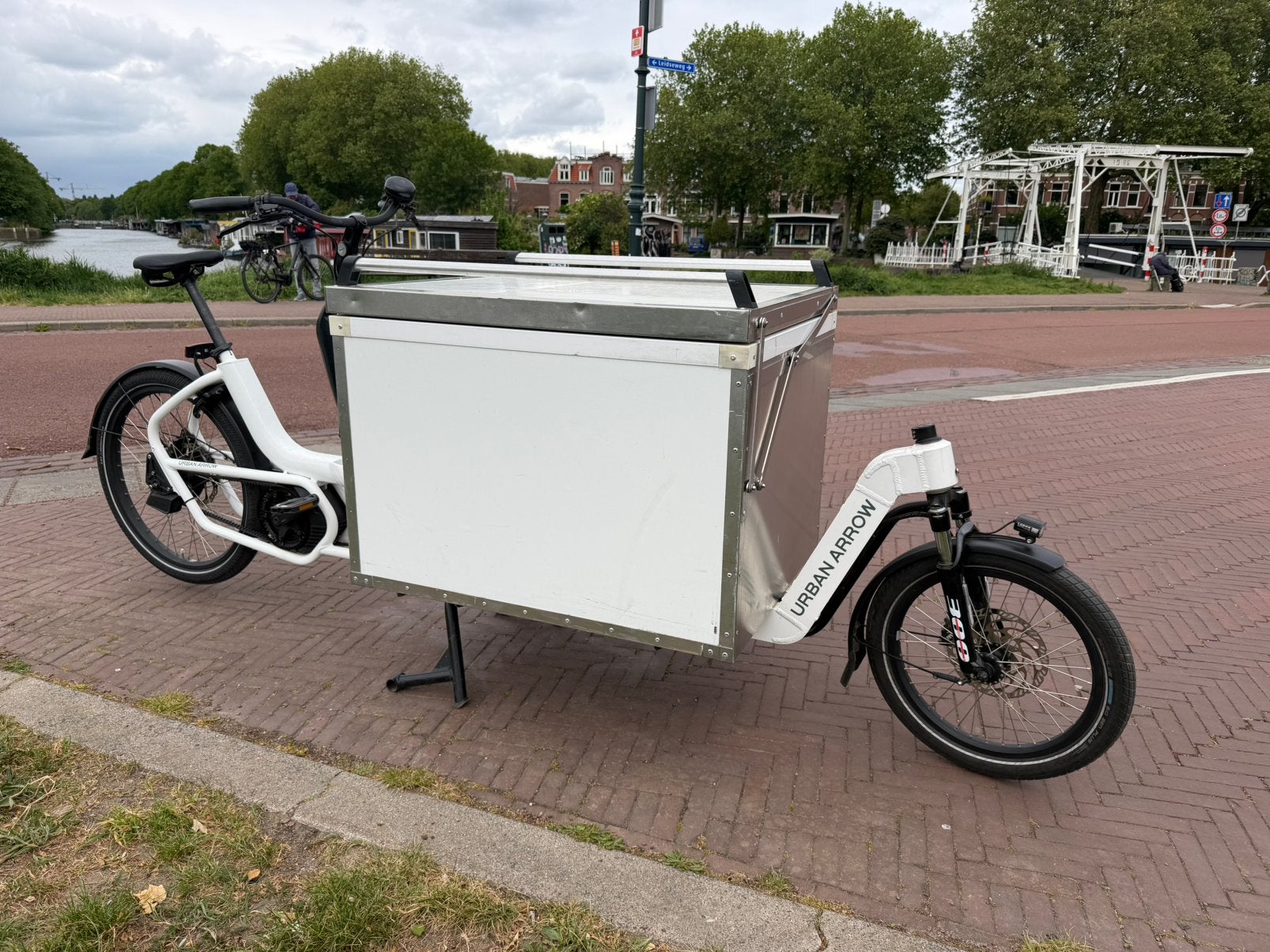 Urban arrow Cargo bike / fiets, Goederen, Elektrisch, Zo goed als nieuw, Schijfrem