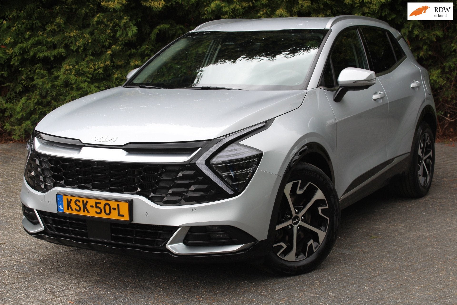 Kia SPORTAGE 1.6 T-GDi MHEV DynamicLine 180PK | 360-Camera |, Auto's, Dealer onderhouden, Gebruikt, 4 cilinders, Bedrijf