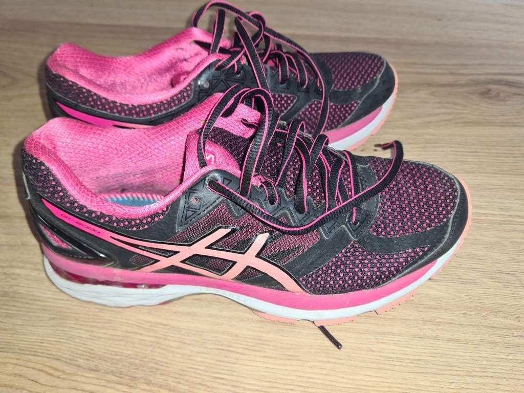 Asics hardloopschoenen maat 39 - lichtgewicht en comfortabel, Ophalen of Verzenden, Gedragen, Asics, Sportschoenen