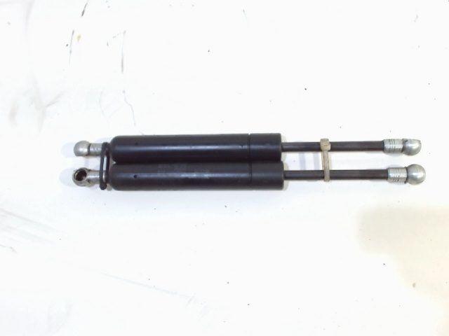 Gasdrukveerset achter Volvo XC70, Onderdelen@venauto.nl, Van der Ven Autorecycling B.V., Gebruikt, Ettenseweg 76, 4706 PB Roosendaal, The Netherlands