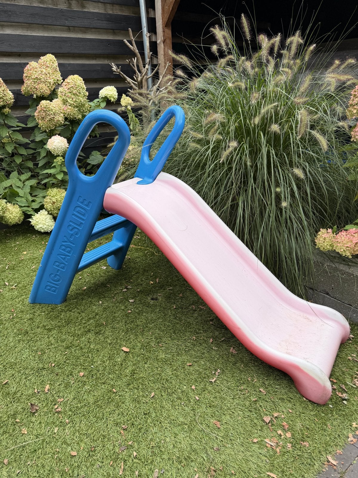 GRATIS Roze/Blauw Kinderglijbaan, Ophalen, Gebruikt, Glijbaan