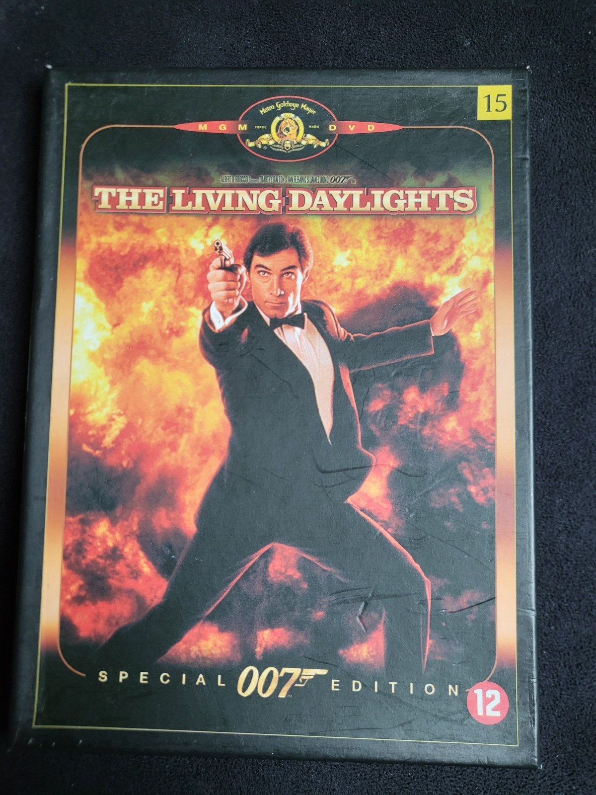 James Bond 007: The Living Daylights Special Edition DVD, Gebruikt, Actiethriller, Ophalen of Verzenden, Engels