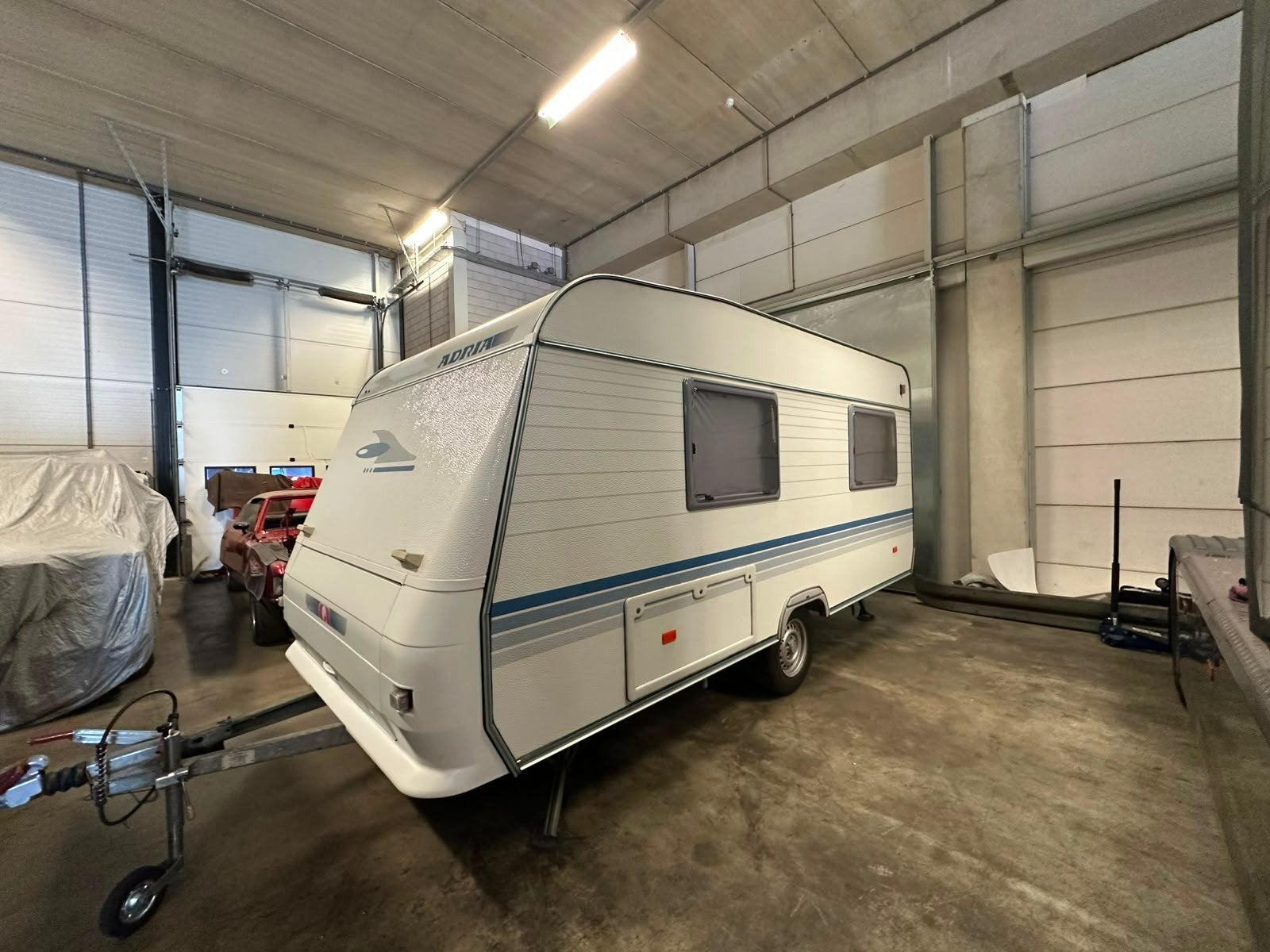 Adria altea 432px, Treinzit, 750 - 1000 kg, Adria, Tot en met 4