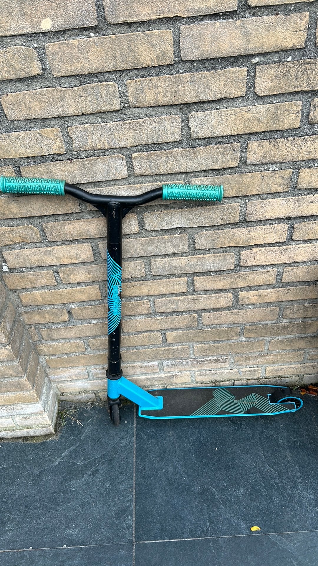 Black dragon stuntstep, Fietsen en Brommers, Ophalen, Gebruikt, Gewone step