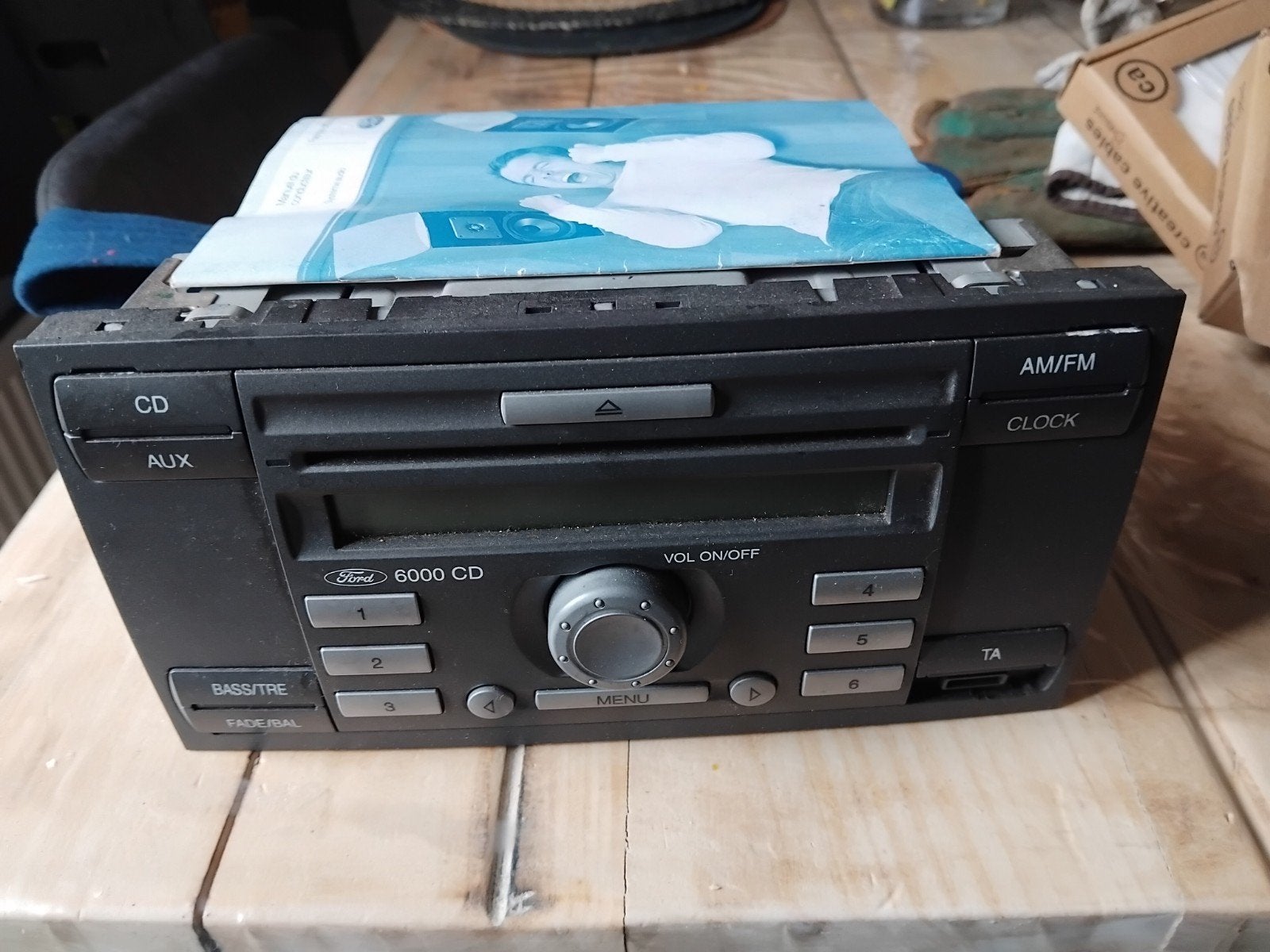 Radio Ford Transit 6000 CD met AUX-ingang, Ophalen of Verzenden