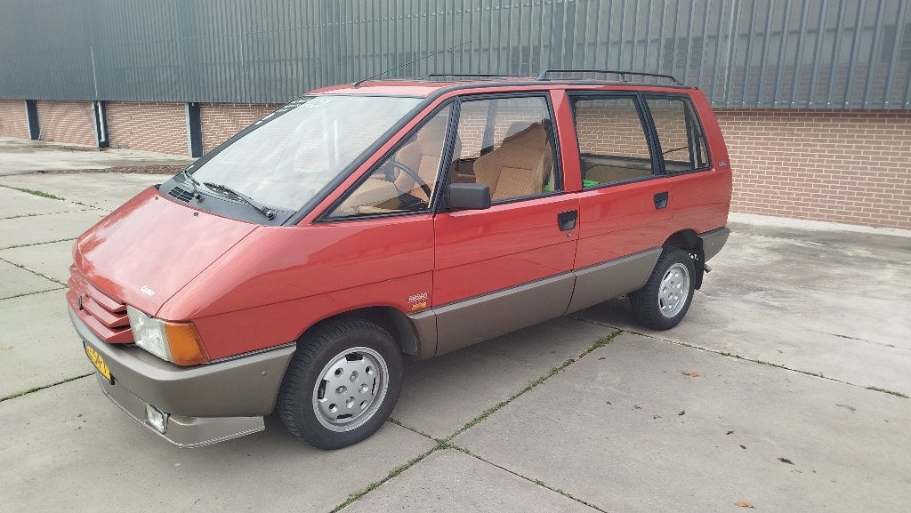 renault espace 2.1 TD 1985 belastingvrij gereviseerde motor, Auto's, Voorwielaandrijving, Stof, Beige, Renault