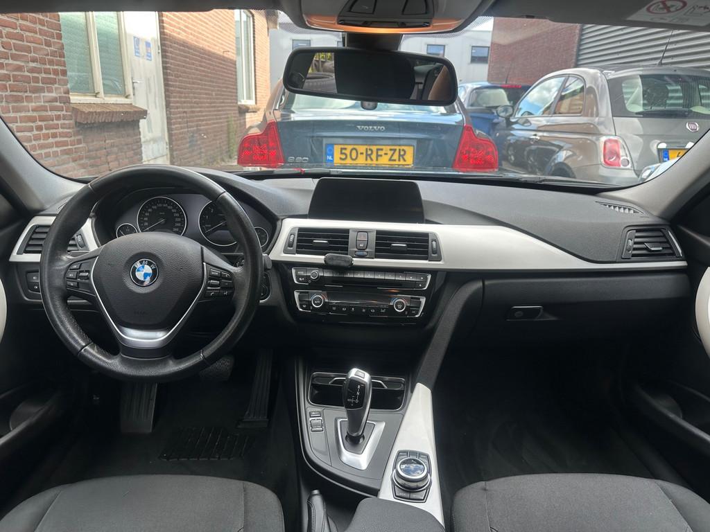 BMW 3-serie Touring 318i Corporate Lease Executive / Navi /, Automaat, Gebruikt, Met garantie (alle), 1465 kg