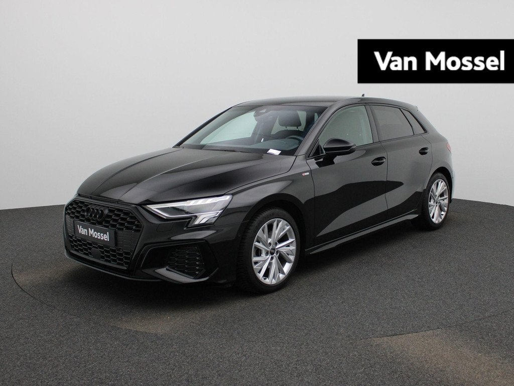 Audi A3 Sportback 30 TFSI 110 PK | S-line | Automaat | Navig