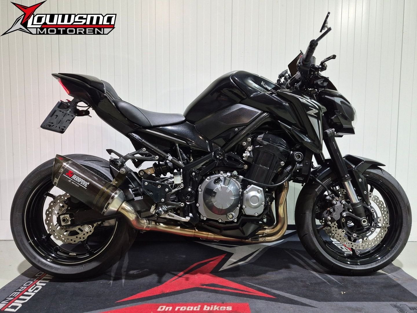 KAWASAKI Z900 |NL|Akrapovic|Quickshifter|Nav|Garantie 800, Motoren, 4 cilinders, Motorrijbewijs A, 948 cc, Bedrijf