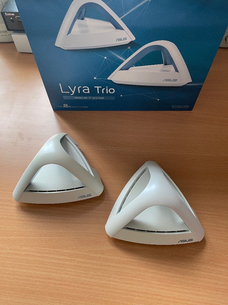 ASUS Lyra Trio Mesh WiFi System, Ophalen of Verzenden, Gebruikt, ASUS