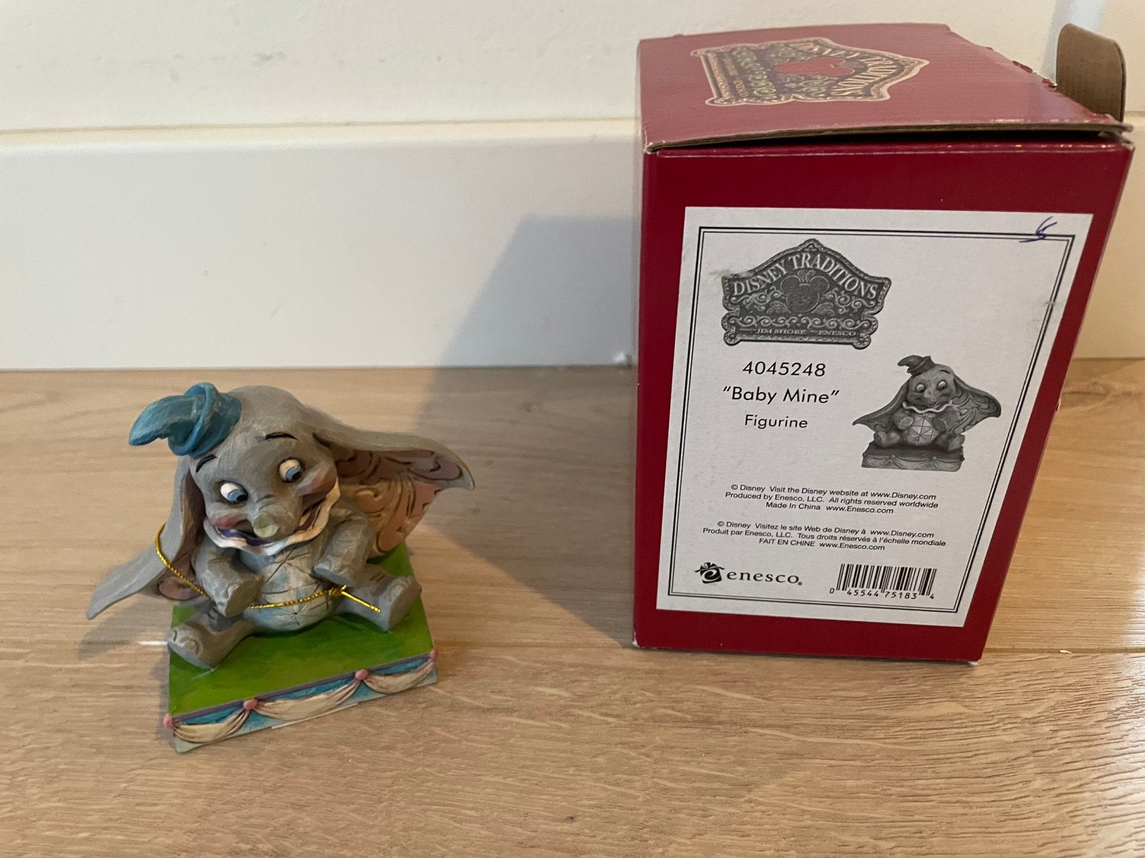 Disney Traditions Dumbo "Baby Mine" Jim Shore beeldje, Ophalen of Verzenden, Nieuw, Beeldje of Figuurtje