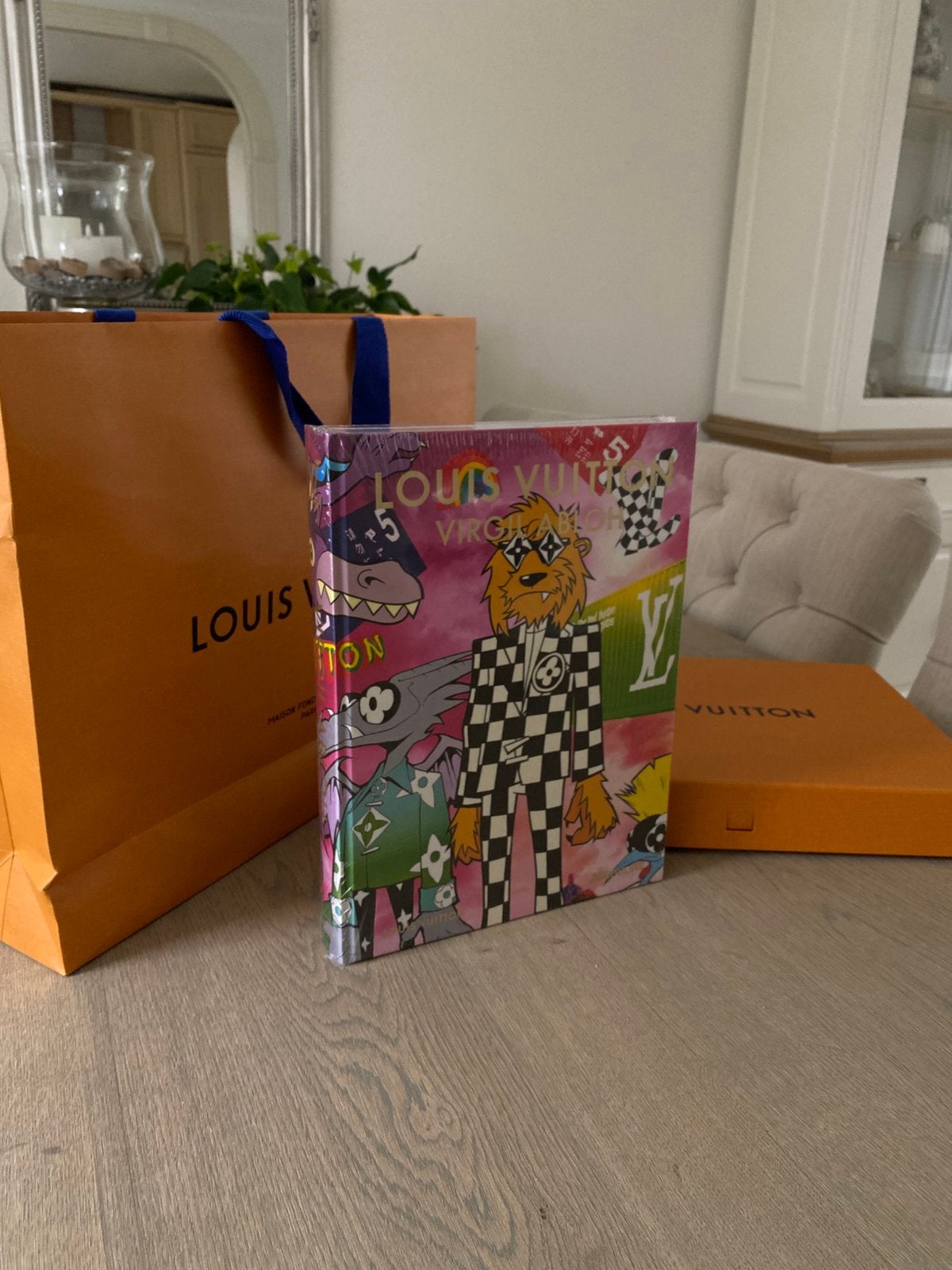 Louis Vuitton Virgil Abloh boek nieuw nog in plastic, Ophalen of Verzenden, Nieuw, Europa overig