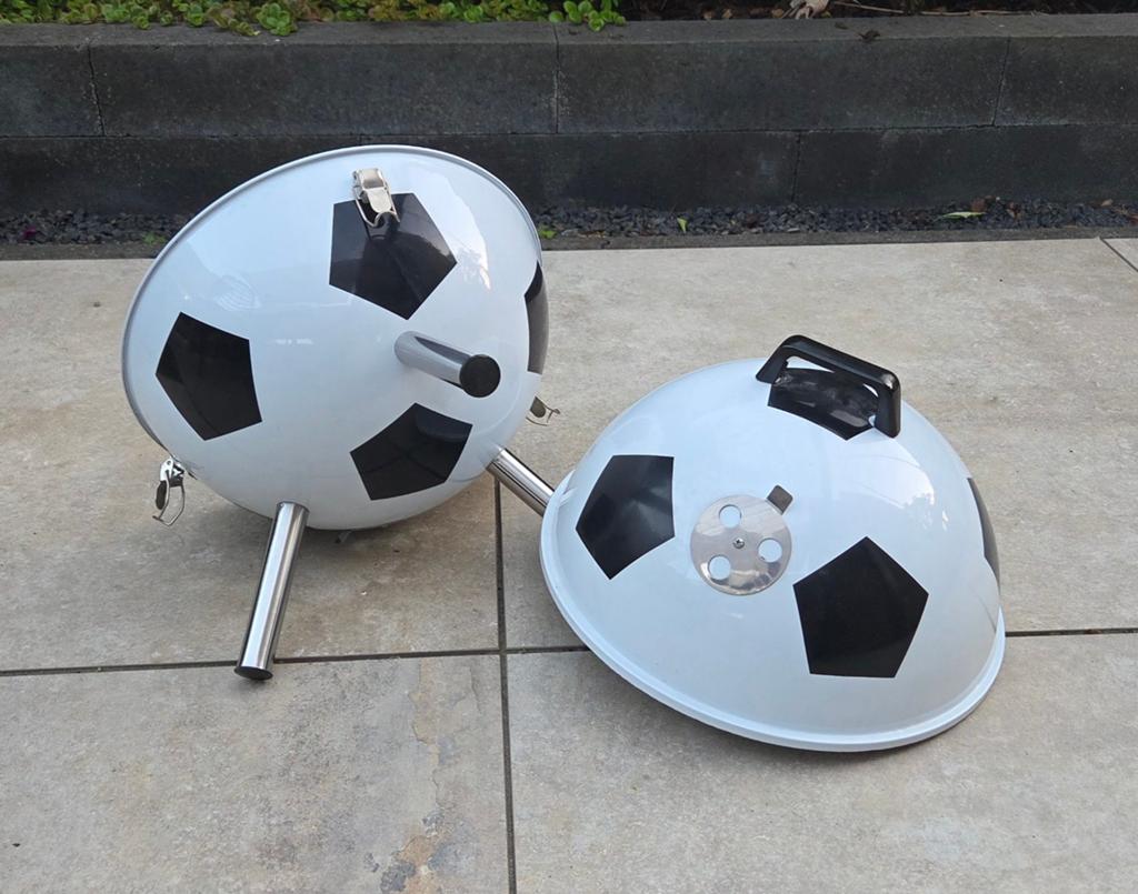 Voetbal barbecue, merkloos, nooit gebruikt, Ophalen, Nieuw